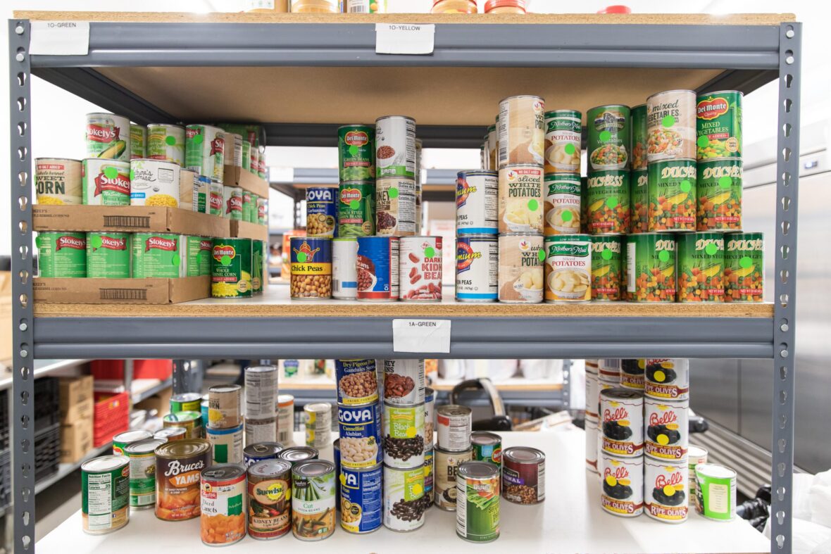 FoodPantry16